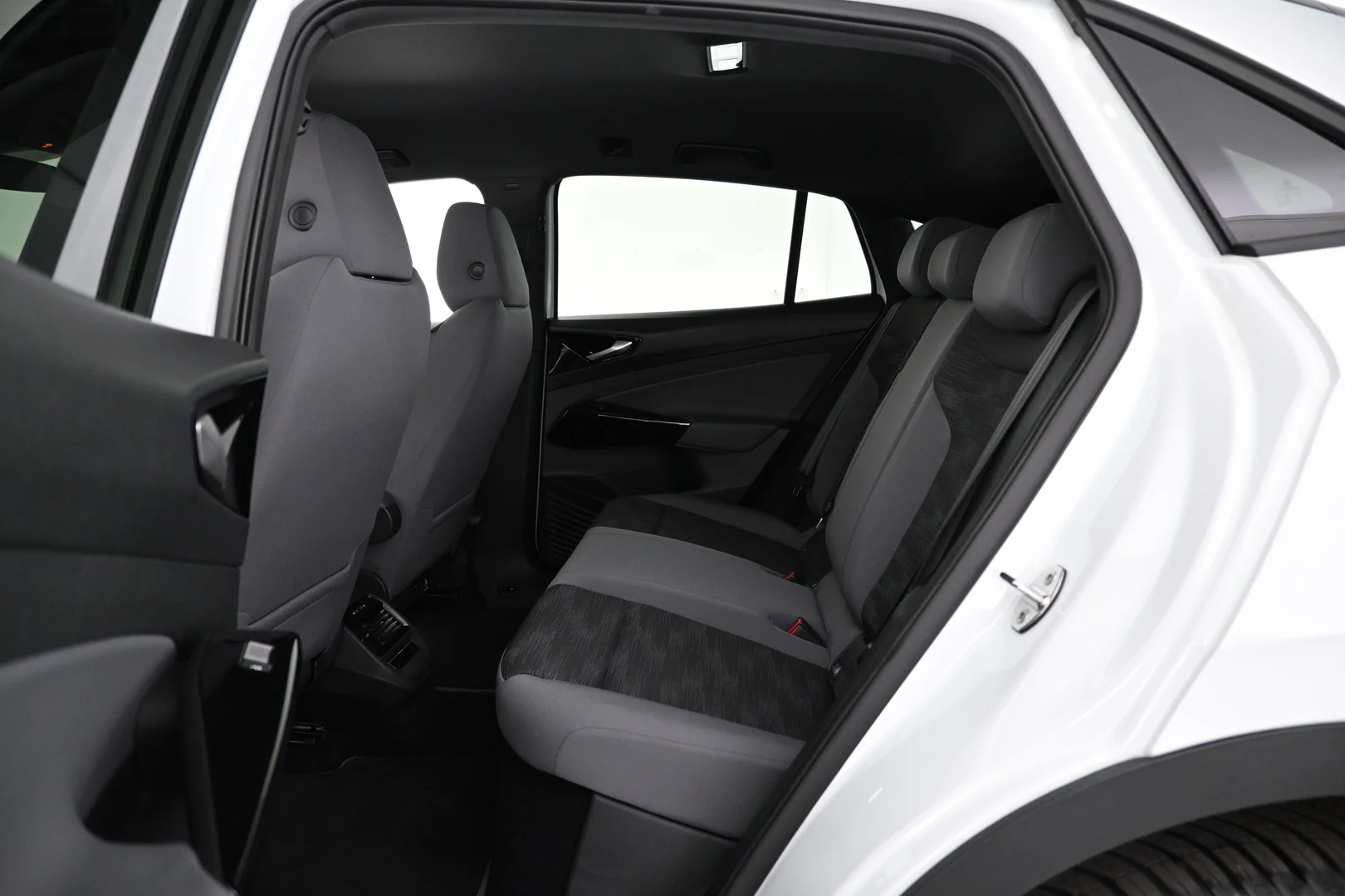 Car Image - 2gquyhoFaB6qvxAGoTKTtE