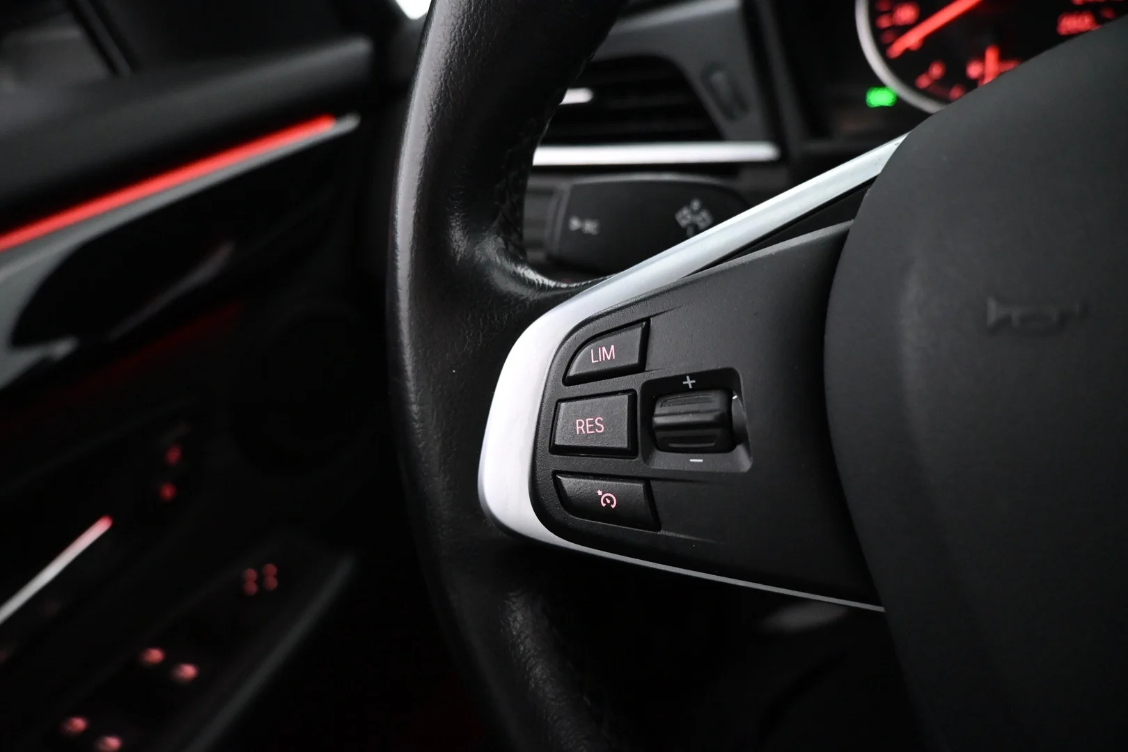 Car Image - 6o3v5LGMFokIic79NbOMPp