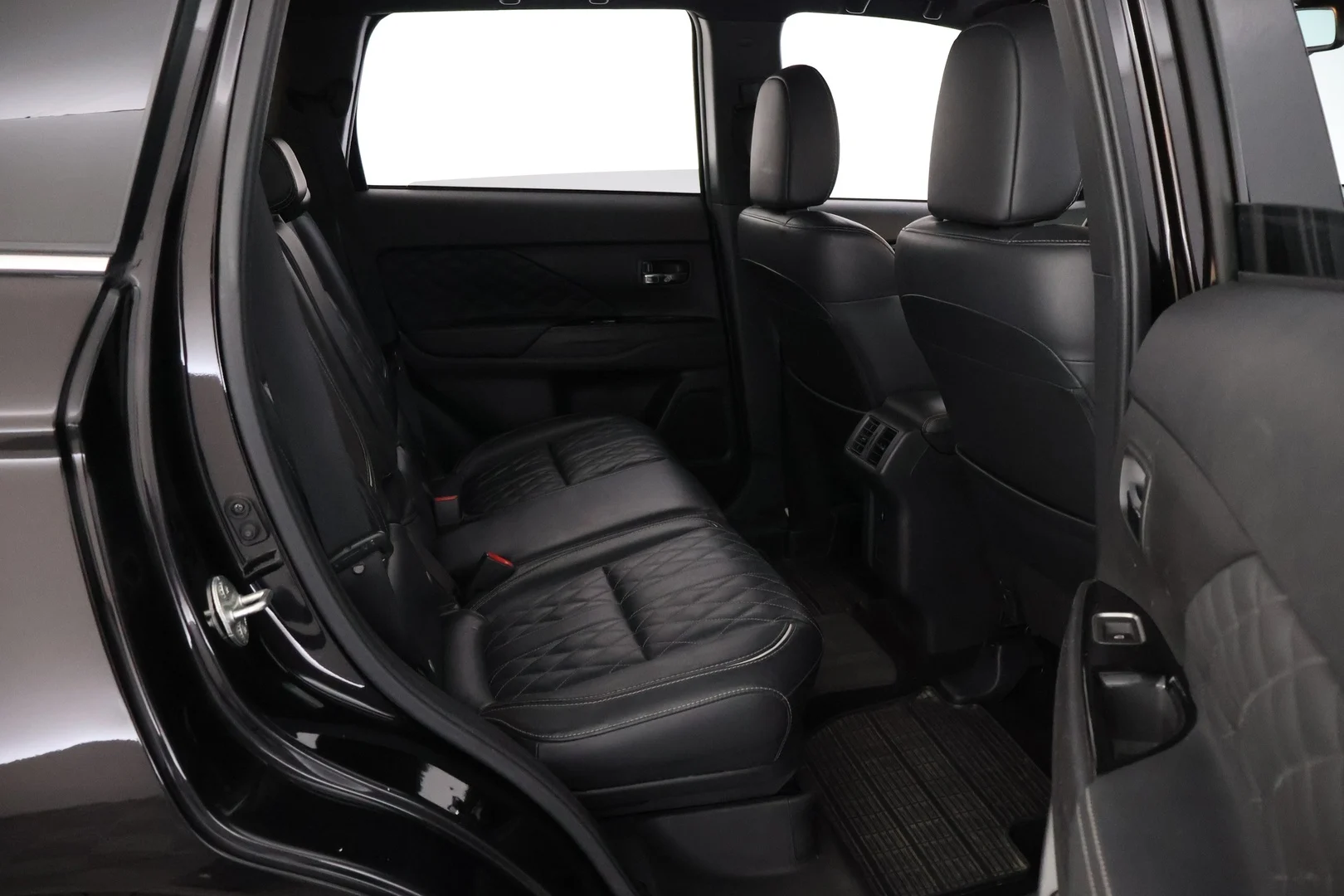 Car Image - 35cWJZsS9RcdG20NVrI1G7