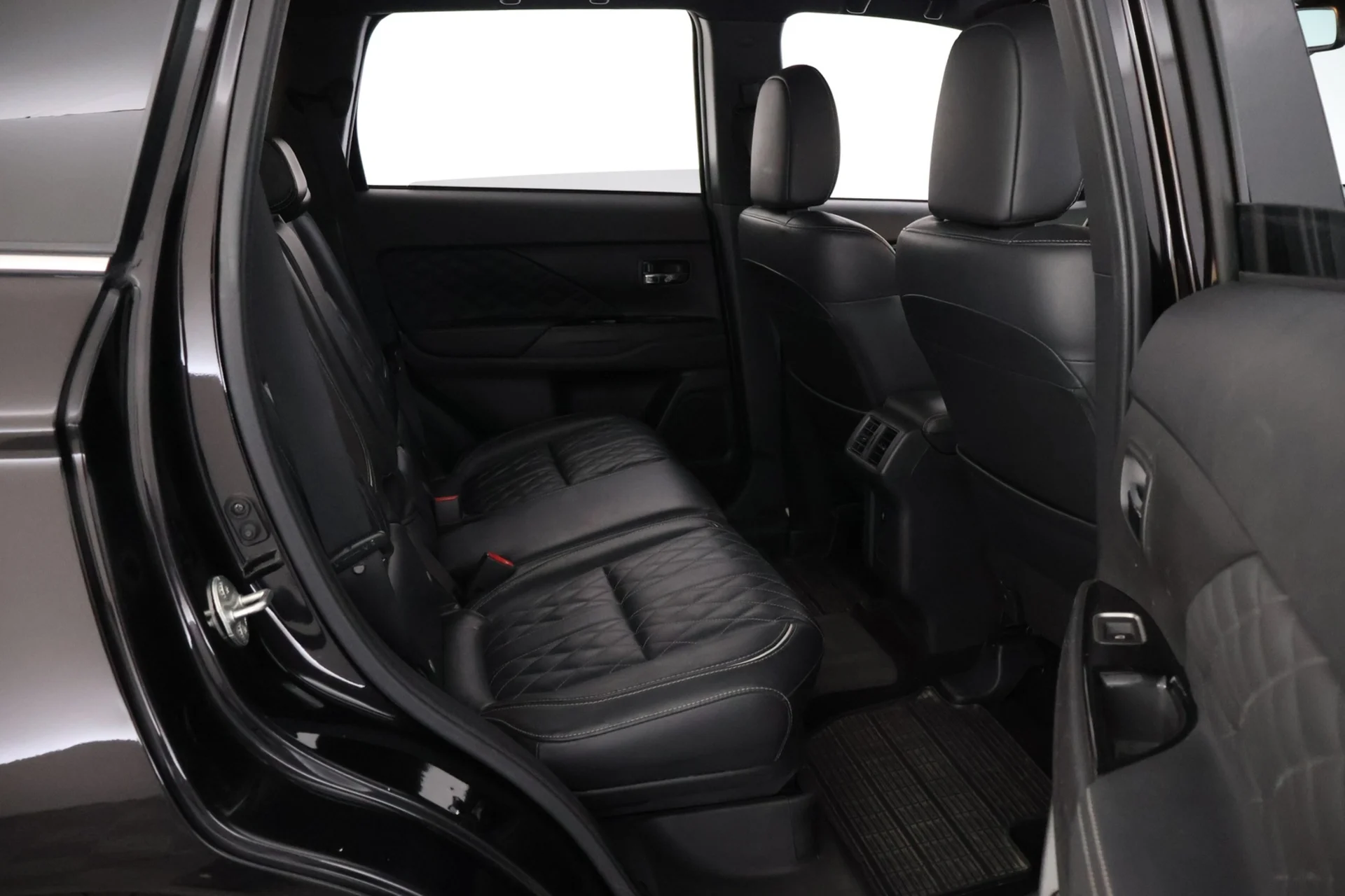 Car Image - 35cWJZsS9RcdG20NVrI1G7