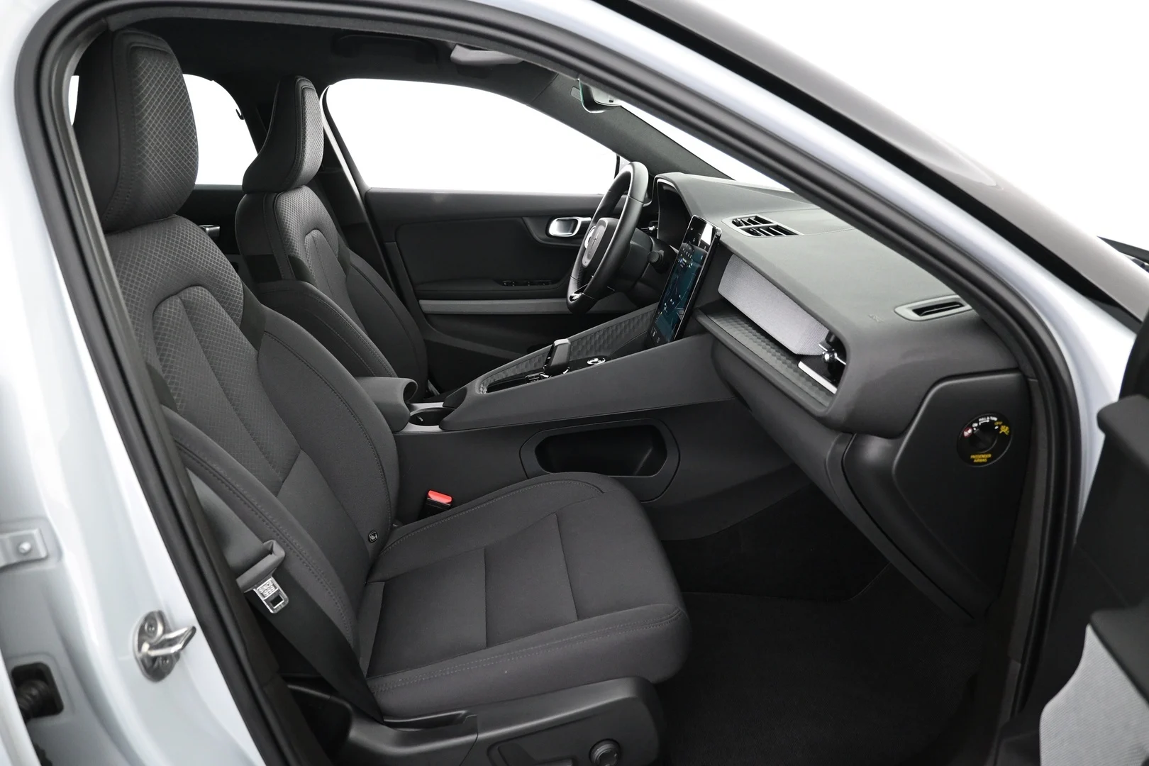 Car Image - 46AwKA8t9KGVoXz2Pg3vbY
