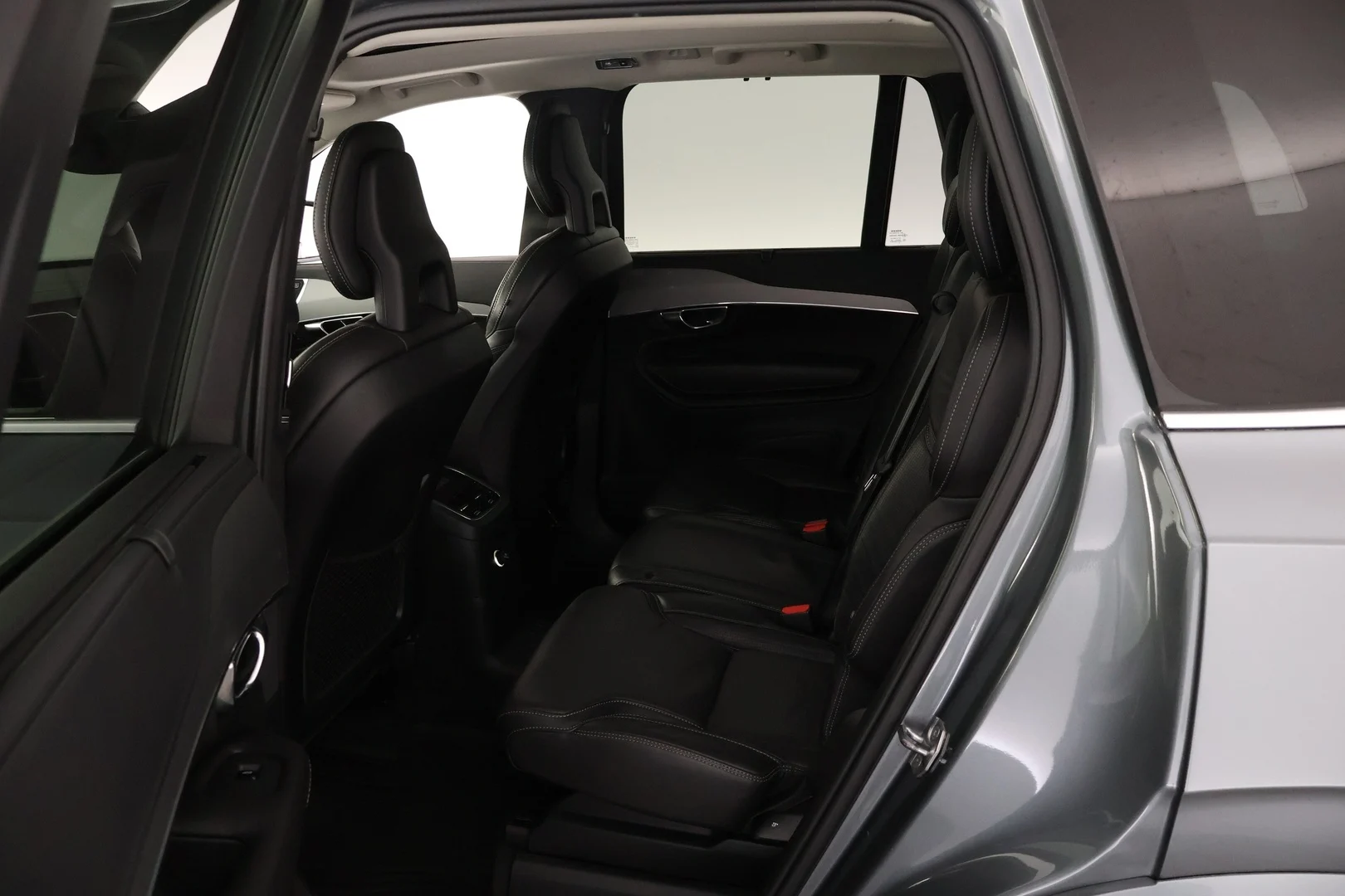 Car Image - 1oOsdNVRe30pIf3Ej4GkIX