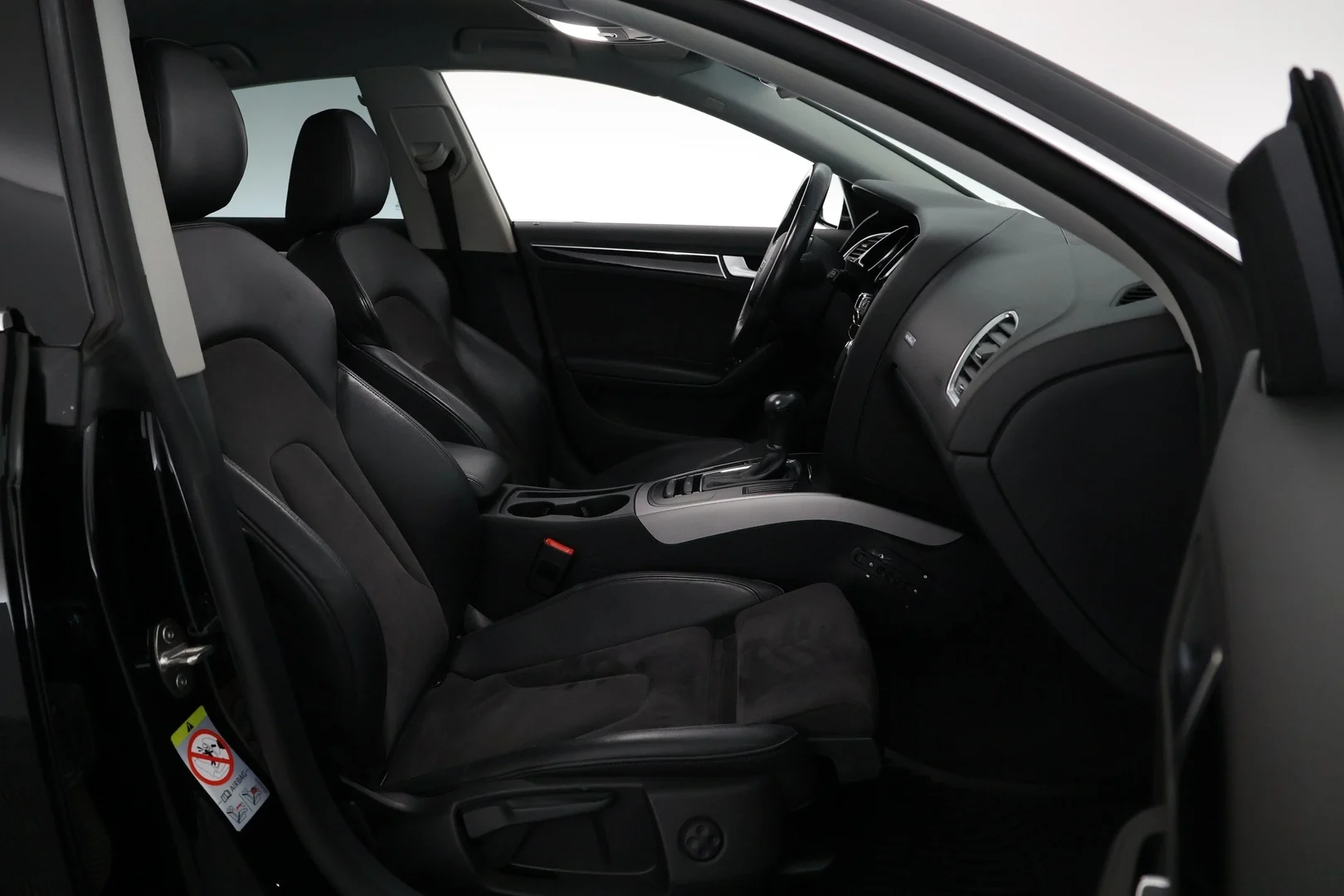 Car Image - 3sN11yCgSwk4Vcs7nBKQZP