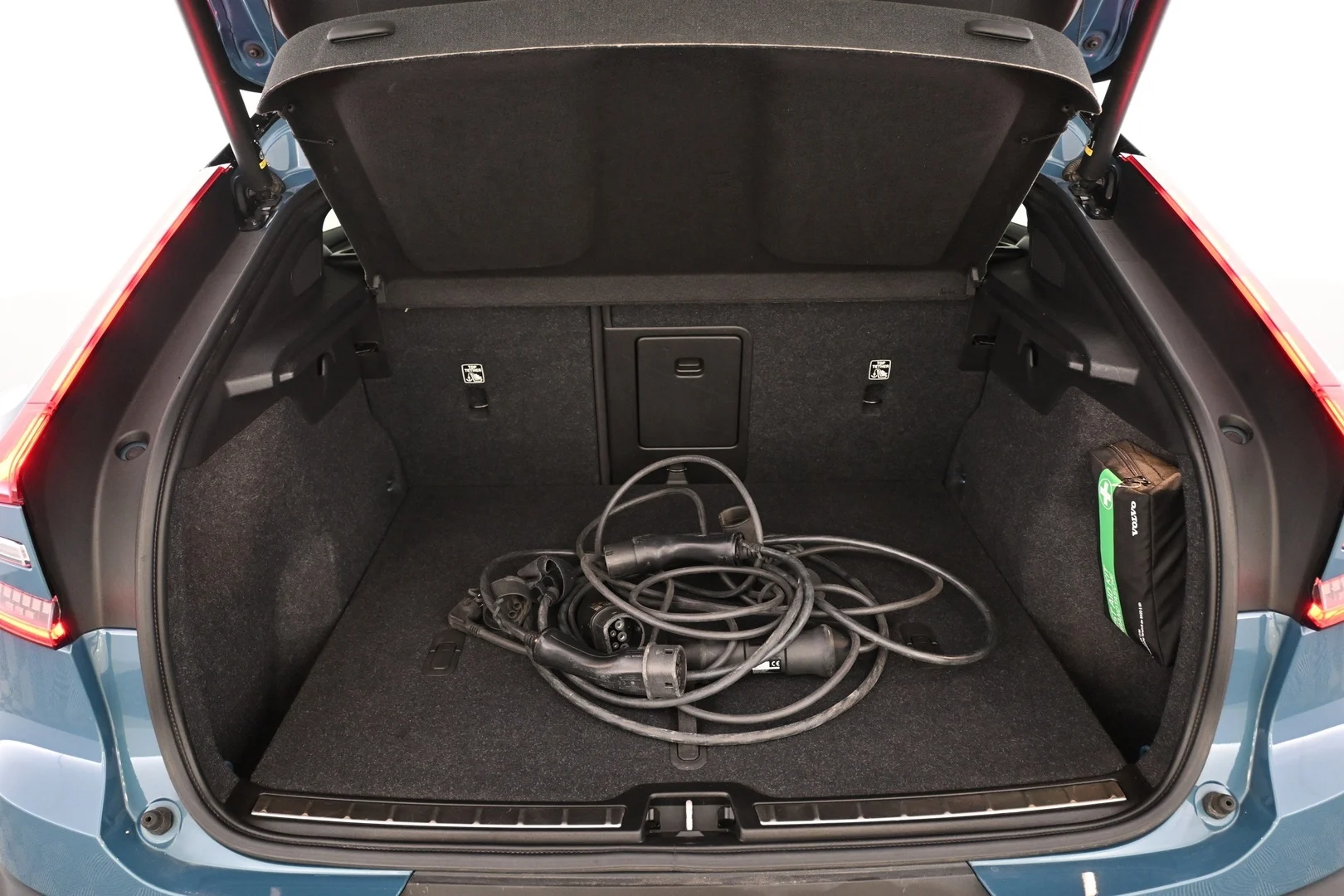 Car Image - TQIPaJtqNeWO7sPXFBkE2
