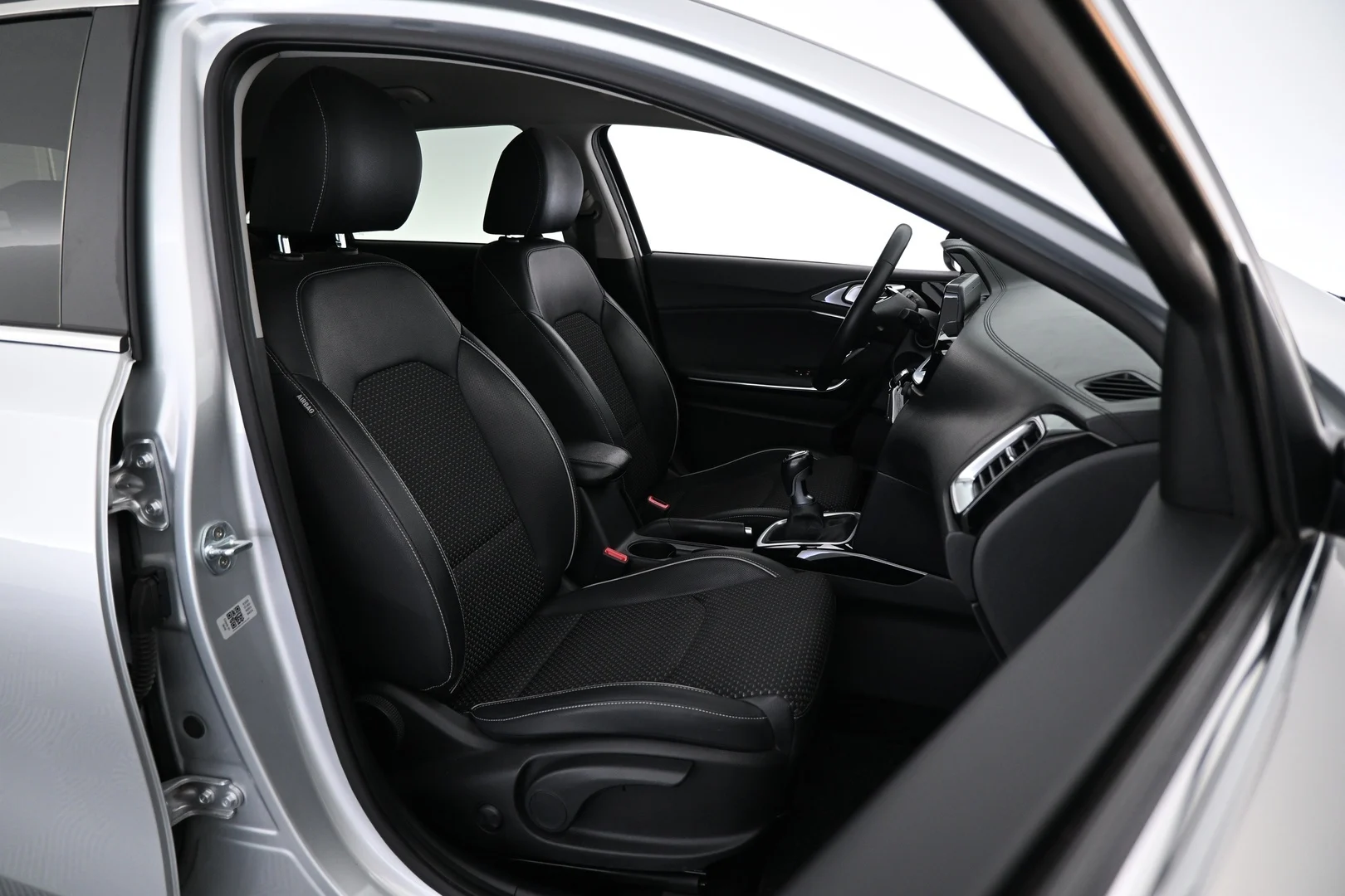 Car Image - 6rTHgyS8MeKje8M1tu2SL4