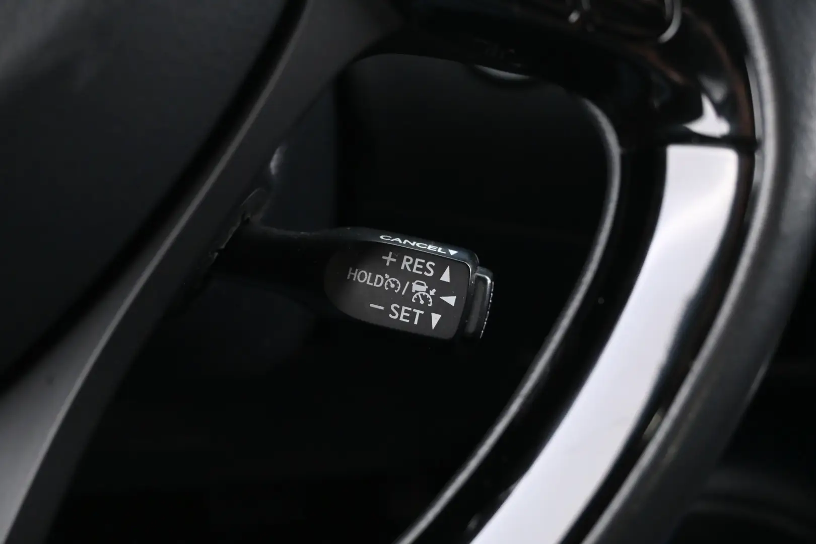 Car Image - 27S5phGDQ5XmIwssvdHZ3b