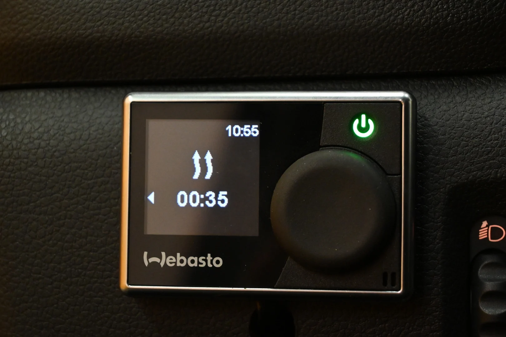 Car Image - 7F1JU8AeG8HpVd40L4j3Ok