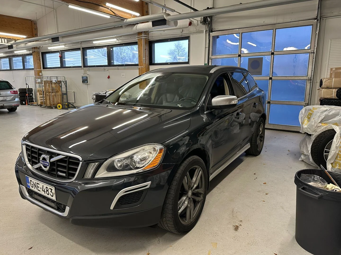 Car Image - 1WV9HTDl6z9HhqQGmlXPS0
