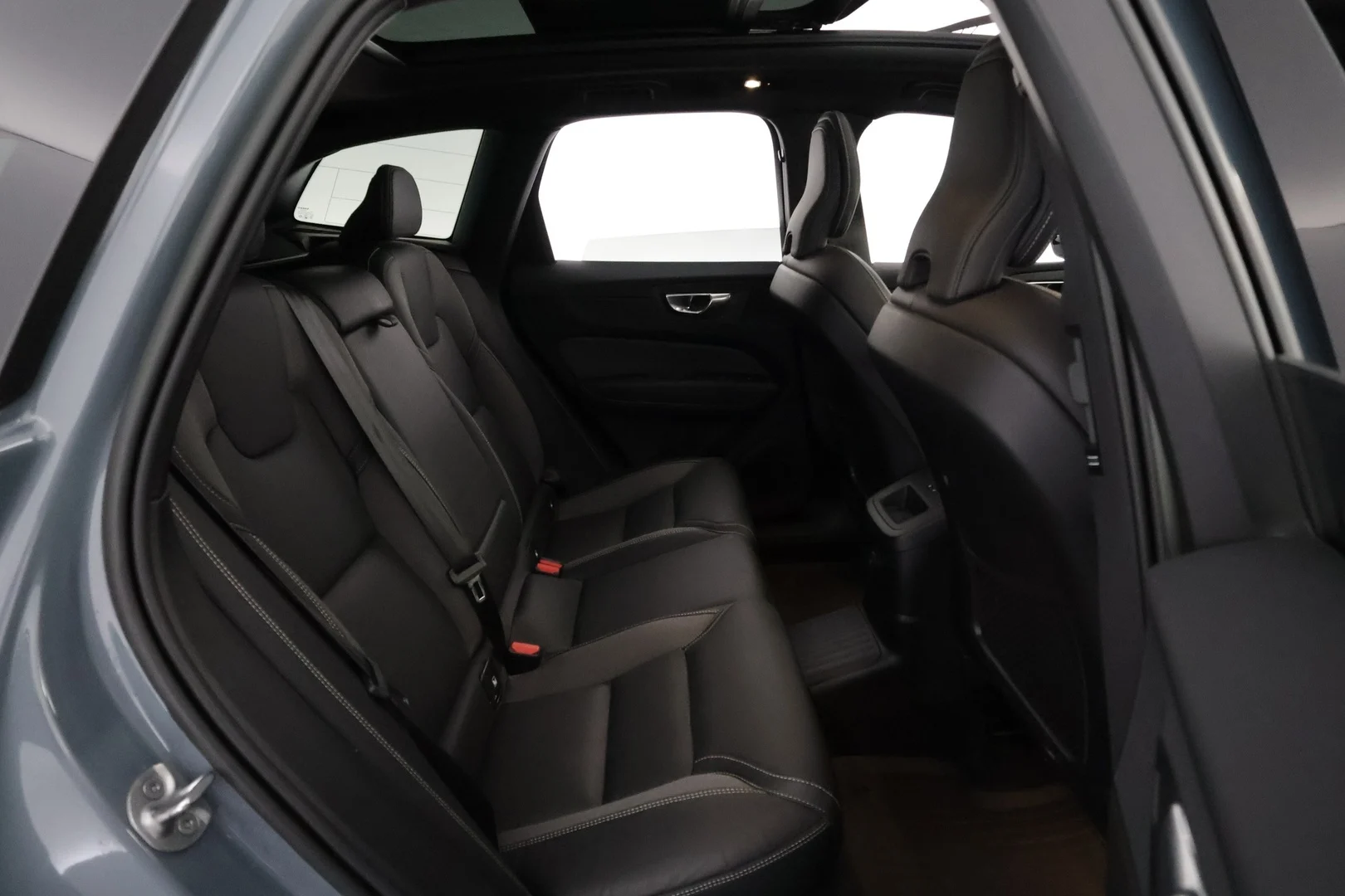 Car Image - 6nZSsMKbxZZ1lDVRpMxGm0