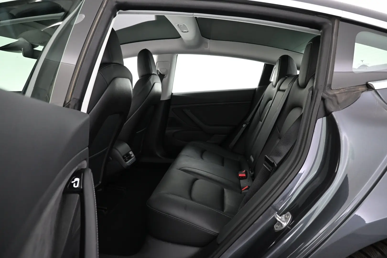 Car Image - 3ZOCRQR4HeSzL4aoiyjhN6