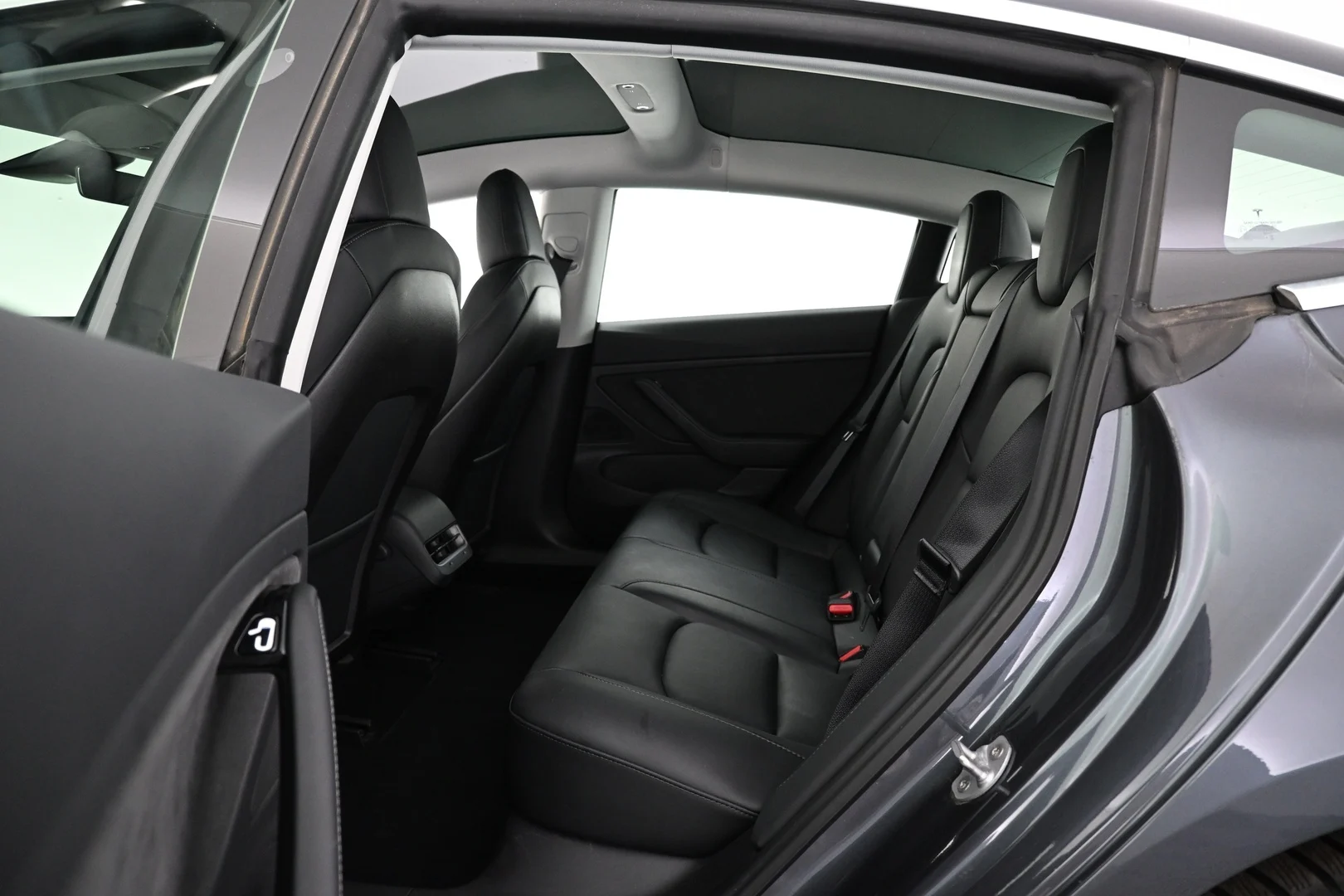 Car Image - 3ZOCRQR4HeSzL4aoiyjhN6