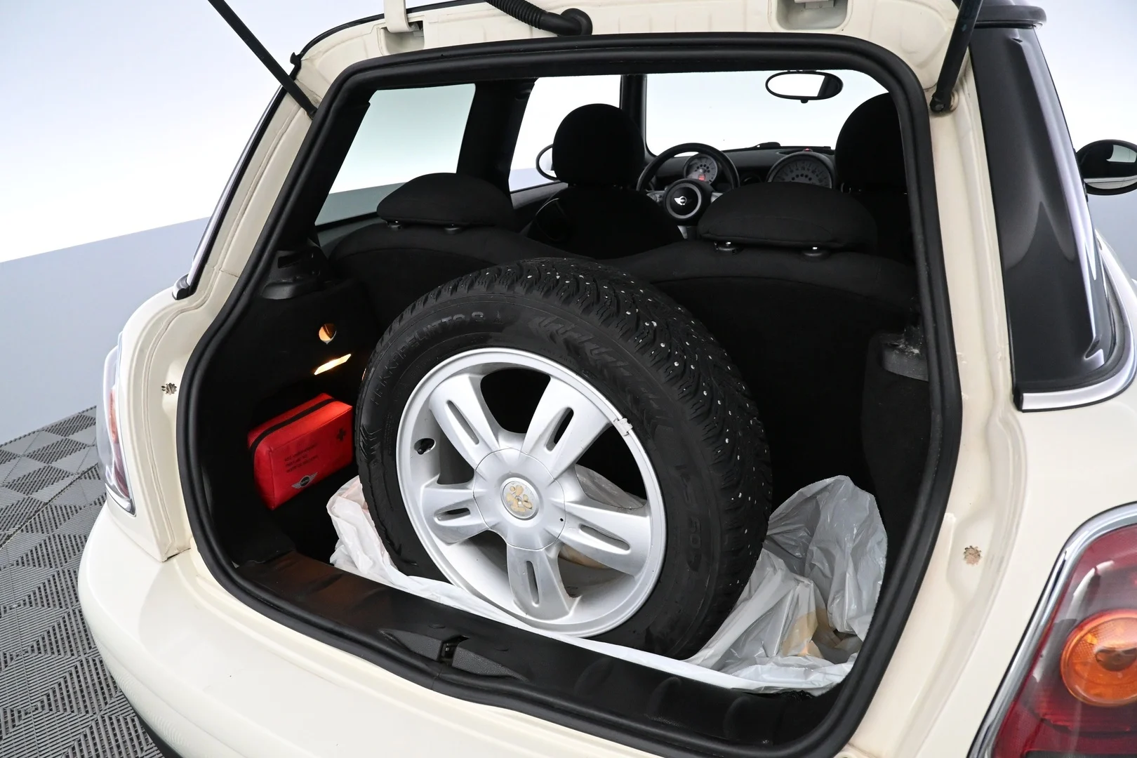 Car Image - 59Wa7a3UTGktslTjX6YpTO