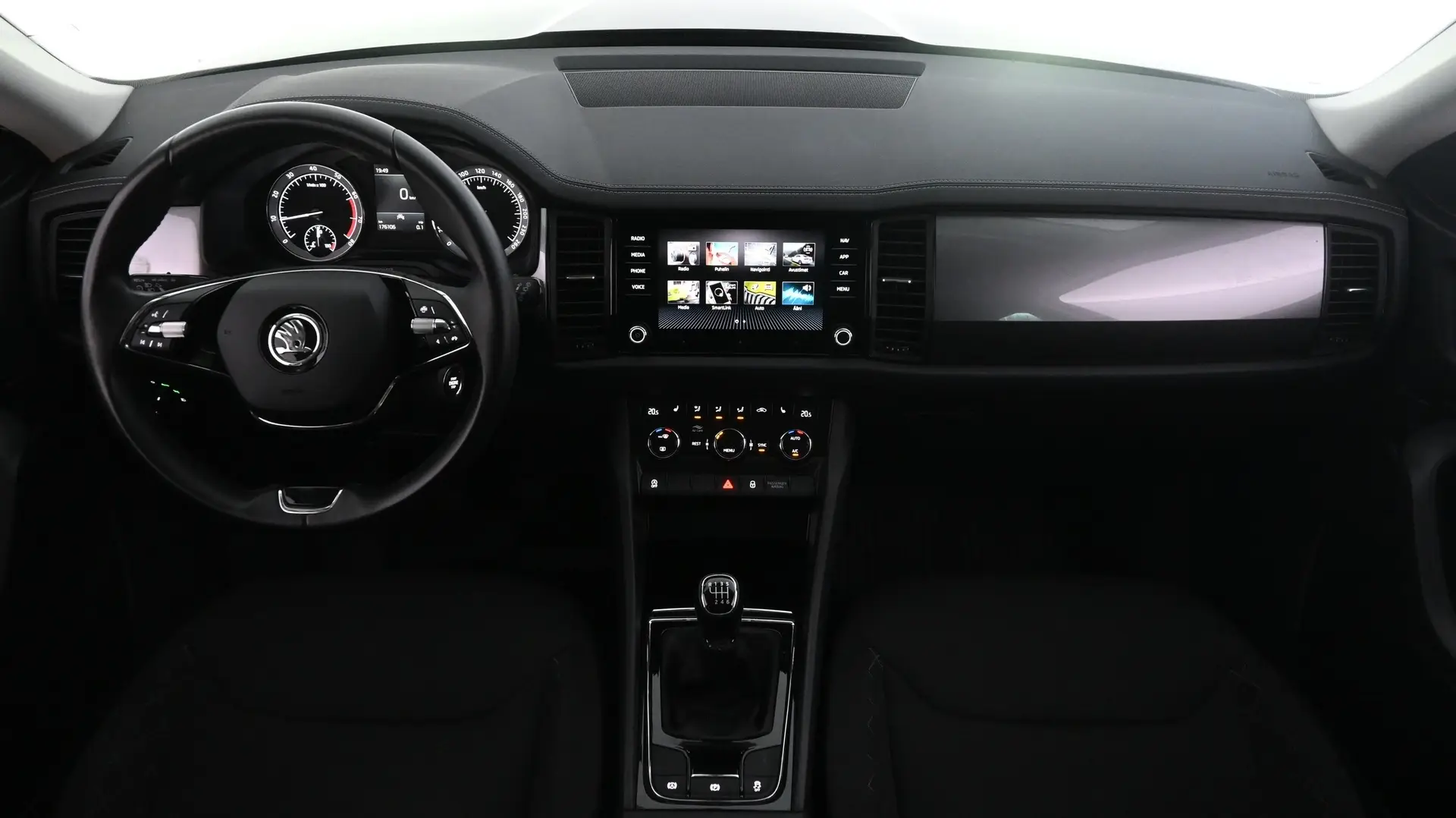 Car Image - BRryDYkDXK3hfeXzOFhNz