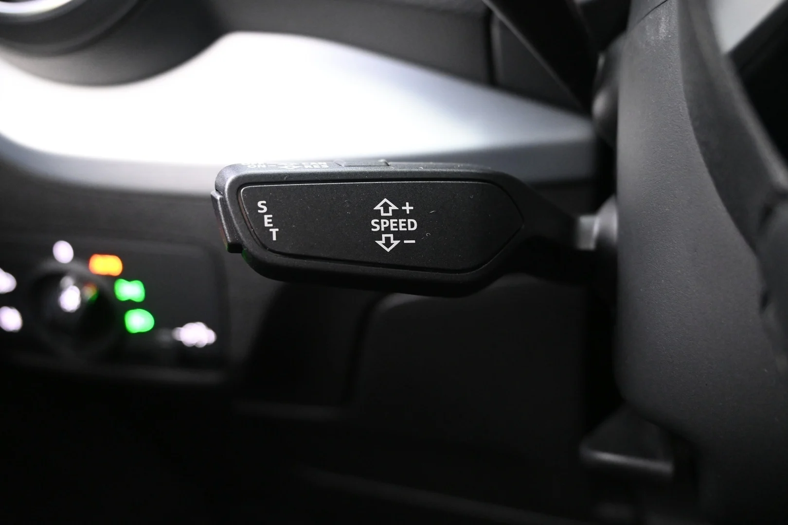 Car Image - XWwBGPBwsnWUfvbqR3xn0