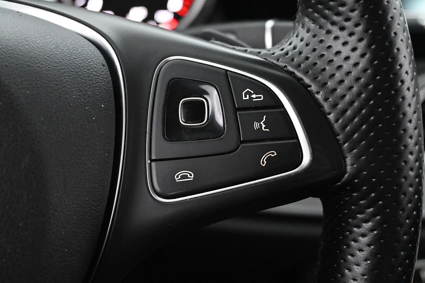 Car Image - 3ByqpgQjtgZnTSbmG1Nrjb