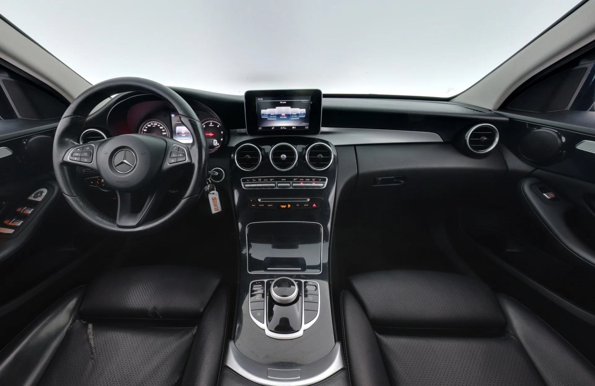 Car Image - 2hTY6Ttc1xEWRav3V1ysR9