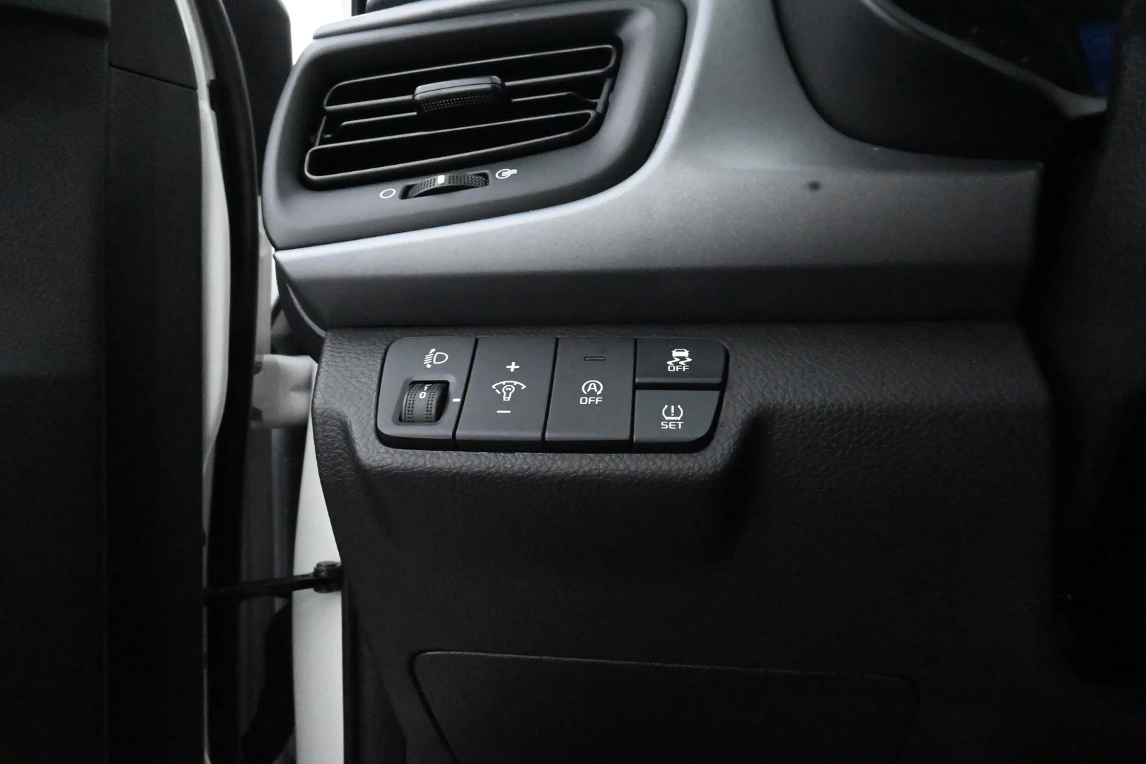 Car Image - 3OazzI1LXLXdEZ6IbGma9X