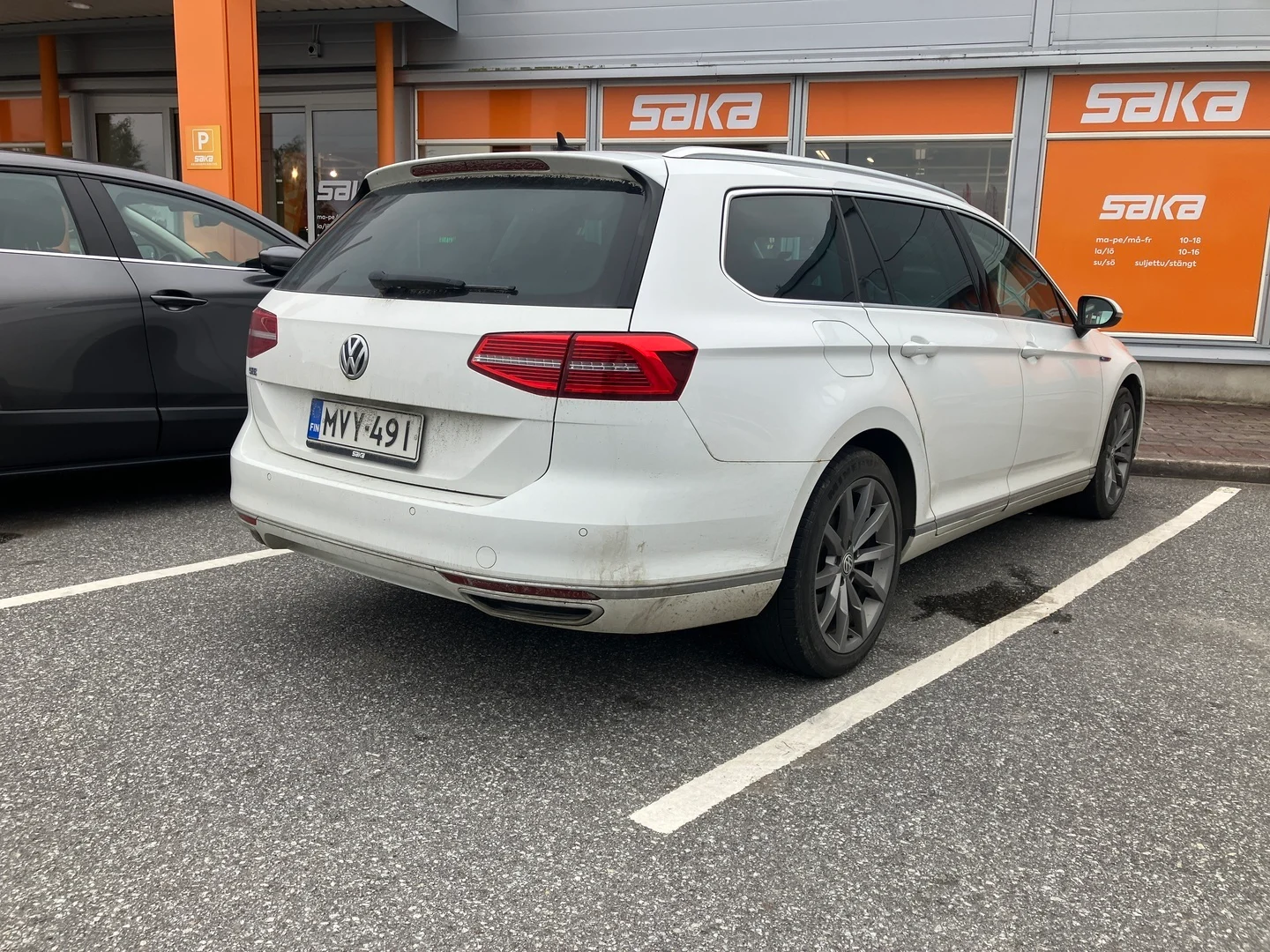 Car Image - 6cXqbuB4zRpYyY6Ktd89J5
