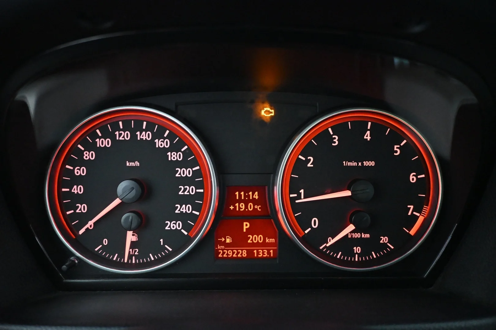 Car Image - 6GdwbLqHN8RdgXXlZhnTJN