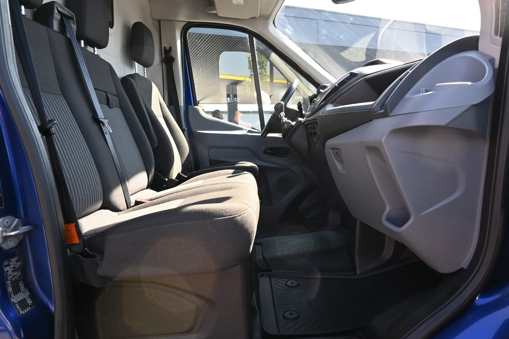Car Image - 2kTeNvrbifuB3Ot6yRUzte