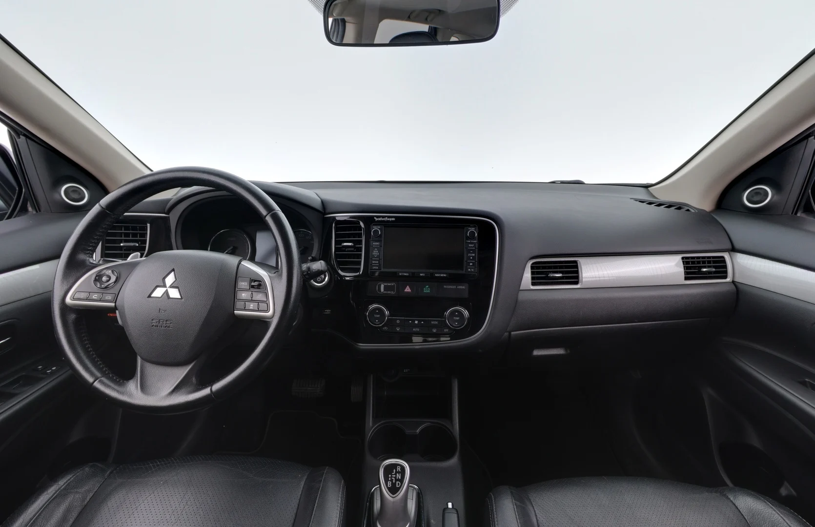 Car Image - 1X8LtAJHPhUQpa1EXYiyA6