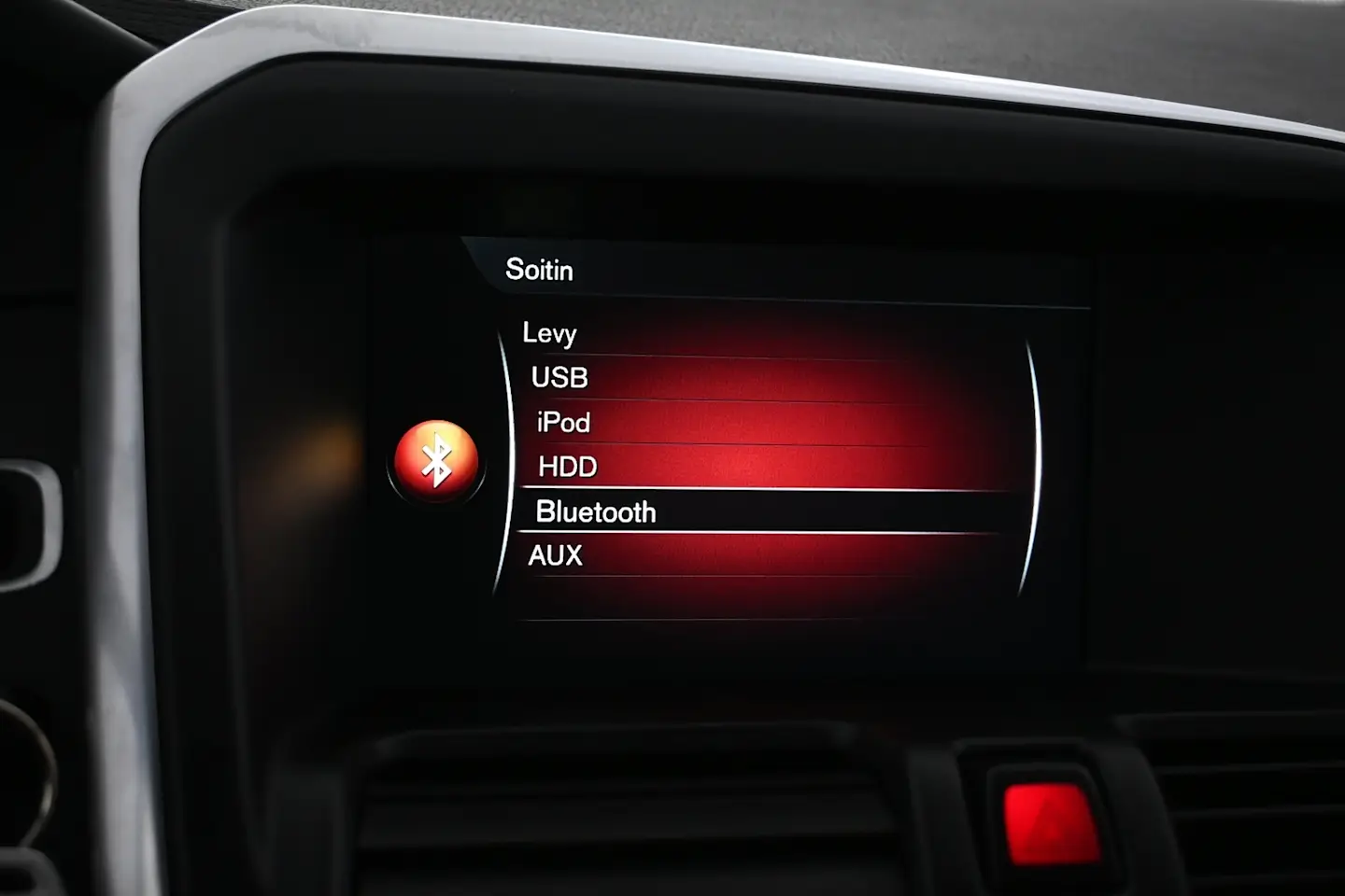 Car Image - qebHeb319IC7tY91RG3AU
