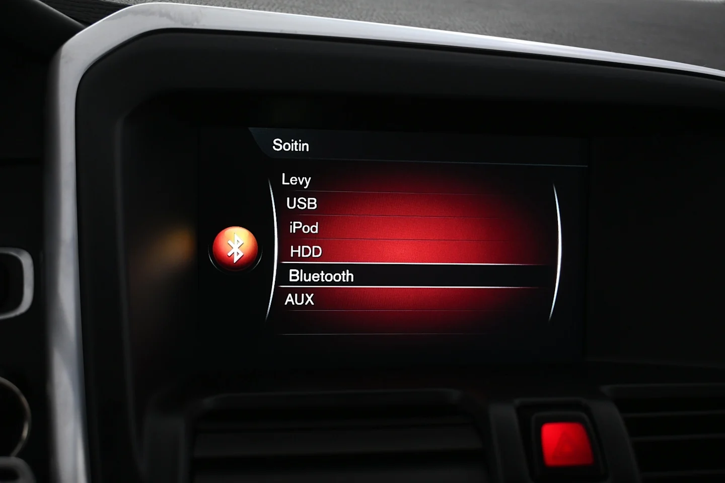 Car Image - qebHeb319IC7tY91RG3AU
