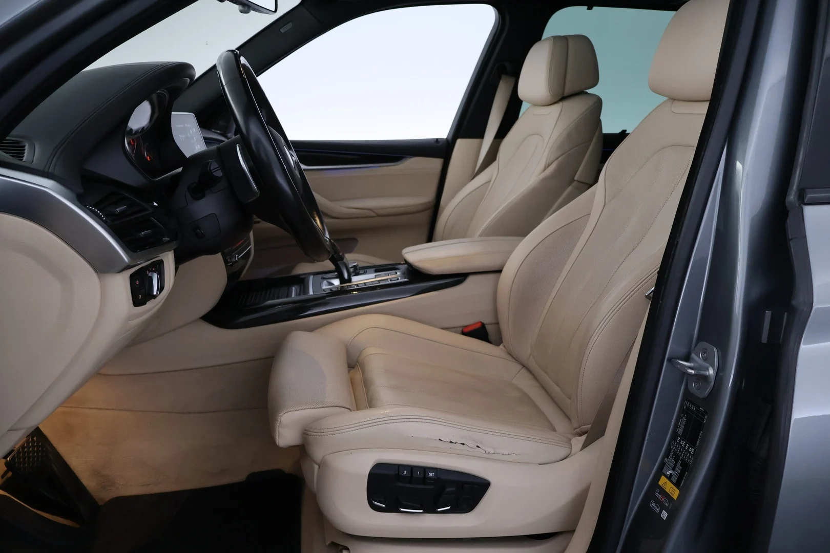 Car Image - 6oXDktJs0hZNKGpNmggSUm
