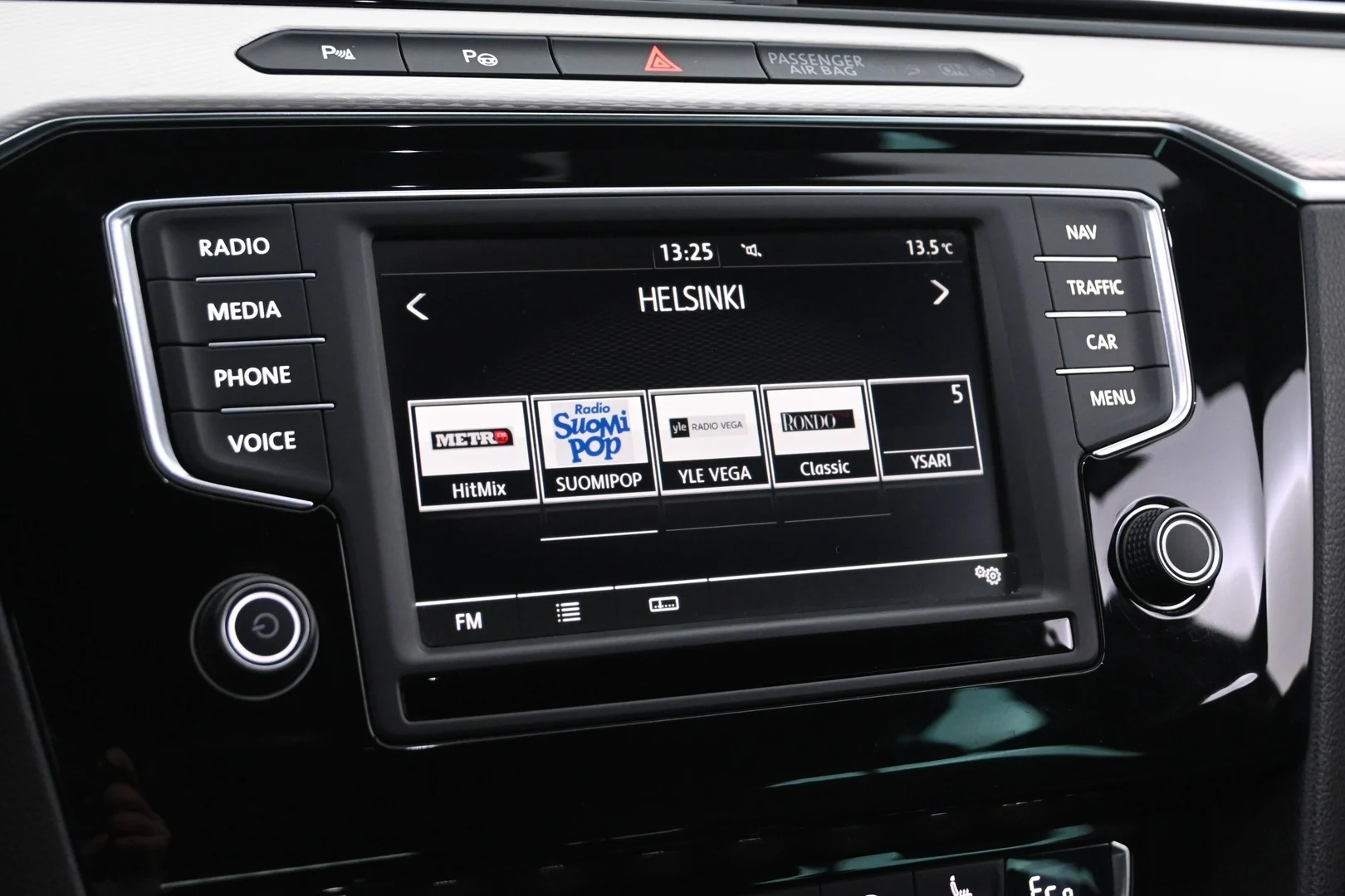 Car Image - 69h6LhKB4OSAn21xlporLx