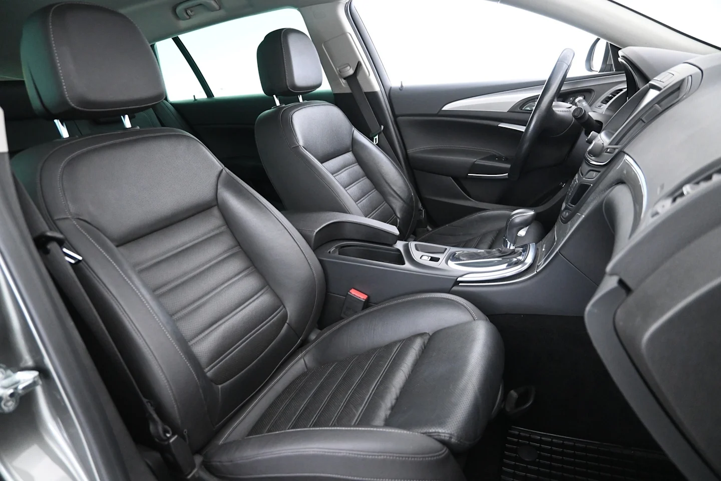 Car Image - 4ALkoja8glhu7g2XQLZCN9