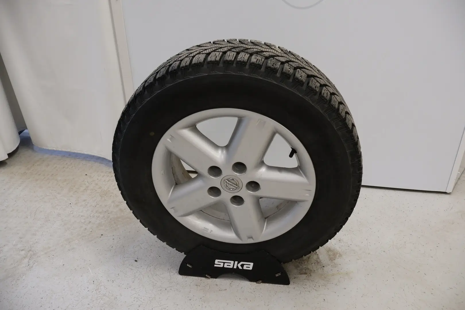 Car Image - 4V3EjnePG7LVuG1aPyBs5t