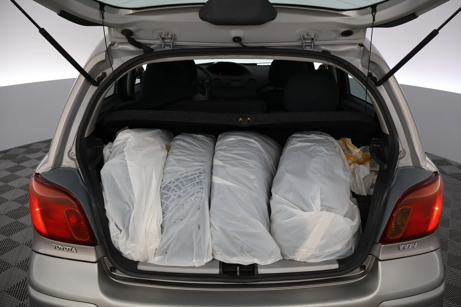 Car Image - 1ANnX5kCqC1C7PRdyCj9B4