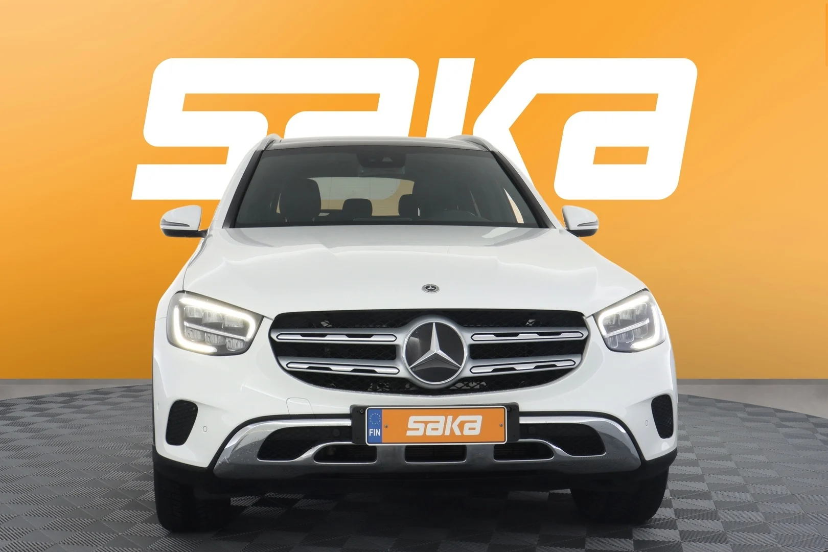 Car Image - 1YbaAPaxvETZtQ7R6rz4pE