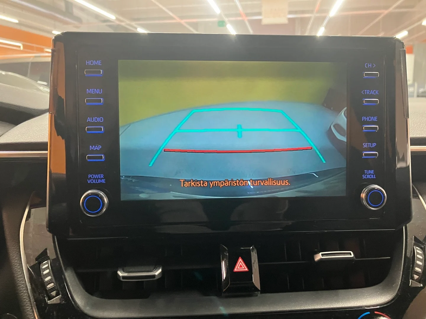 Car Image - 6XeTtSfy7uBDY4WXzLXUvf