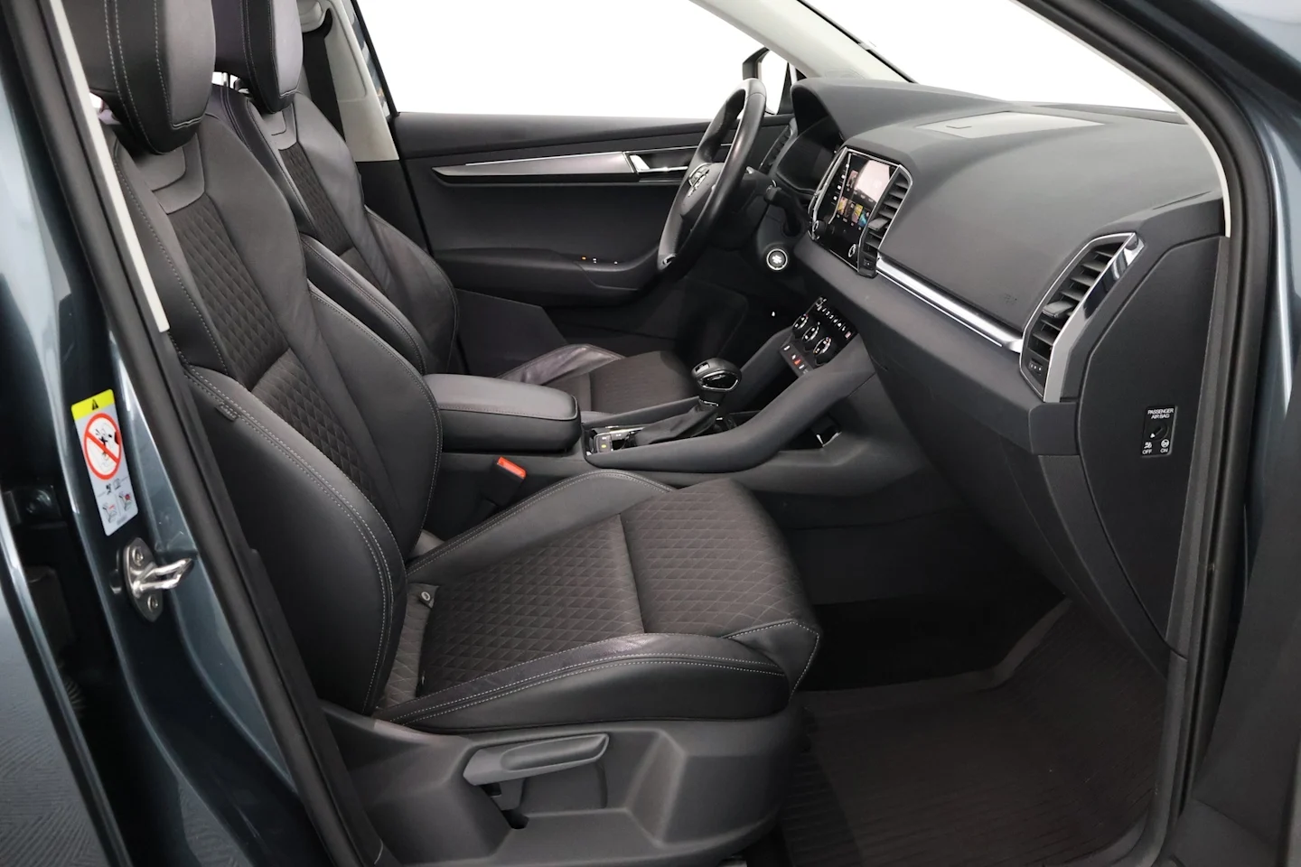 Car Image - 1CGVa0Q7YhDVu2kzgj6JRy