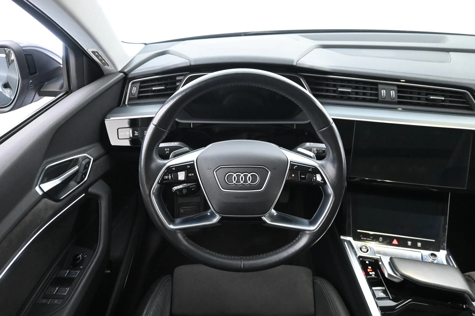Car Image - 6DFvc1lenfZGLlC8vauThC