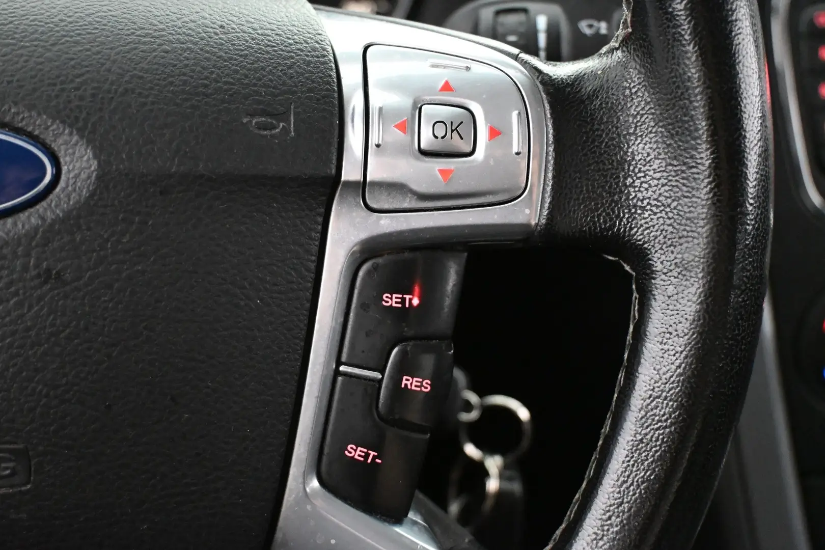 Car Image - 4hF0QaqVHpNd8p5kXKGtJR