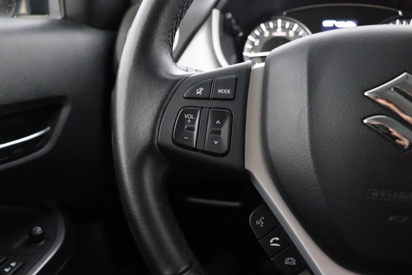 Car Image - 7gSlBxF4R4cDEczgzsgqho