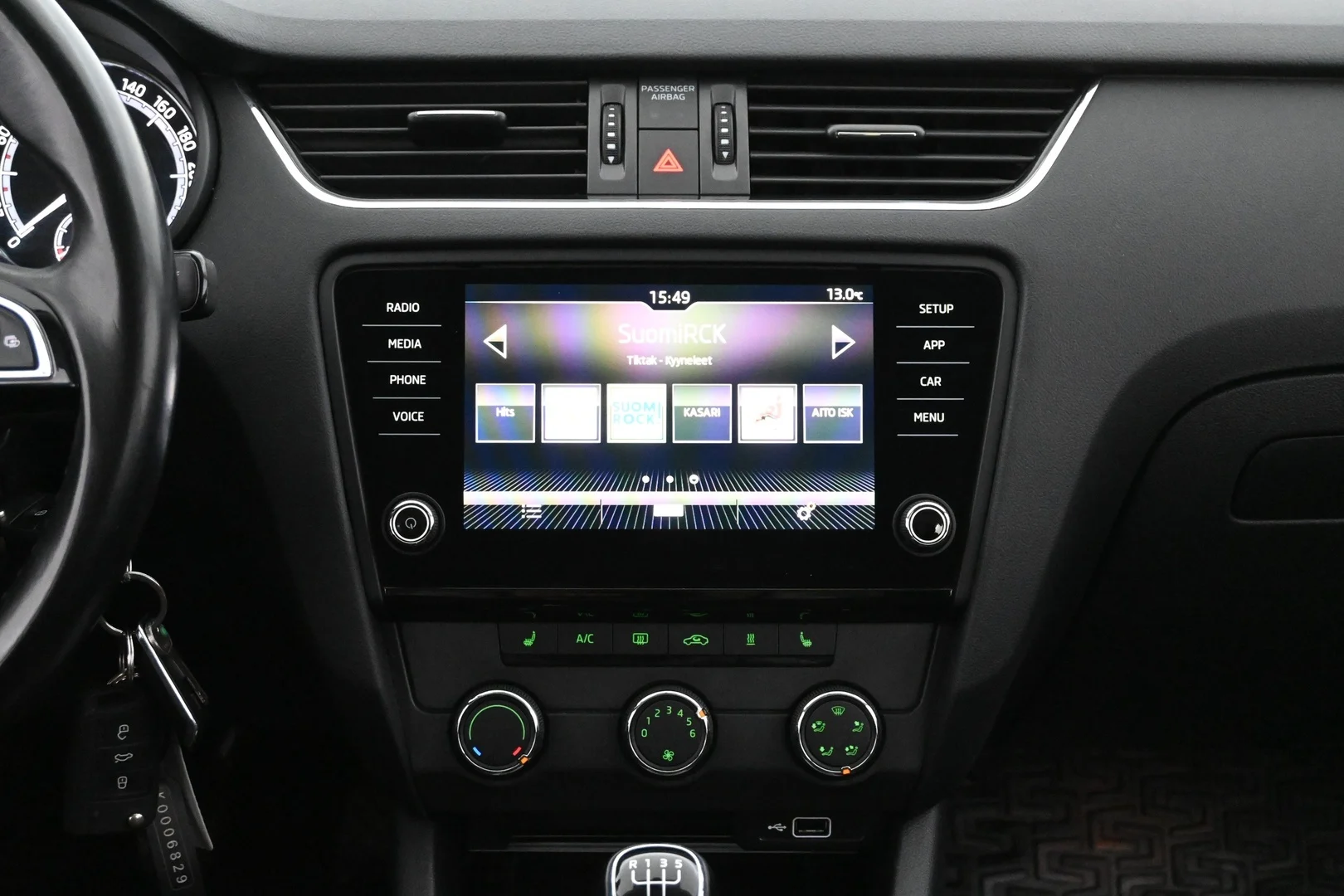 Car Image - 5UxozruUhcRIn5c3jeUMLm