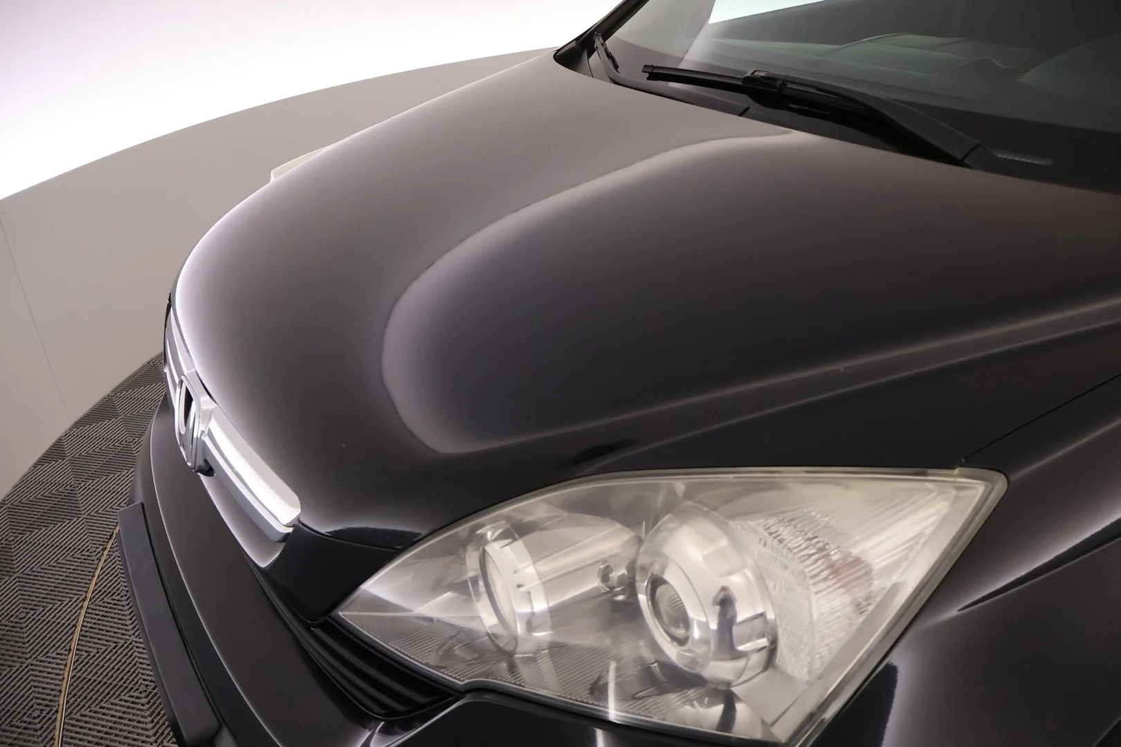 Car Image - 3Sre4Ytx6CRwjb4zF9yGuw