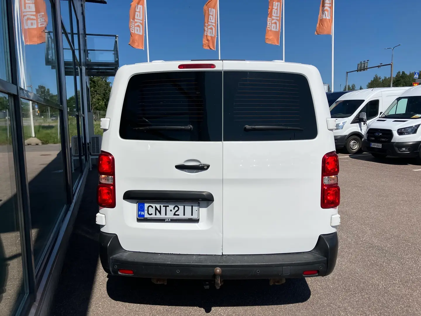Car Image - 7tmwNhbIyLWFebxGMBal88