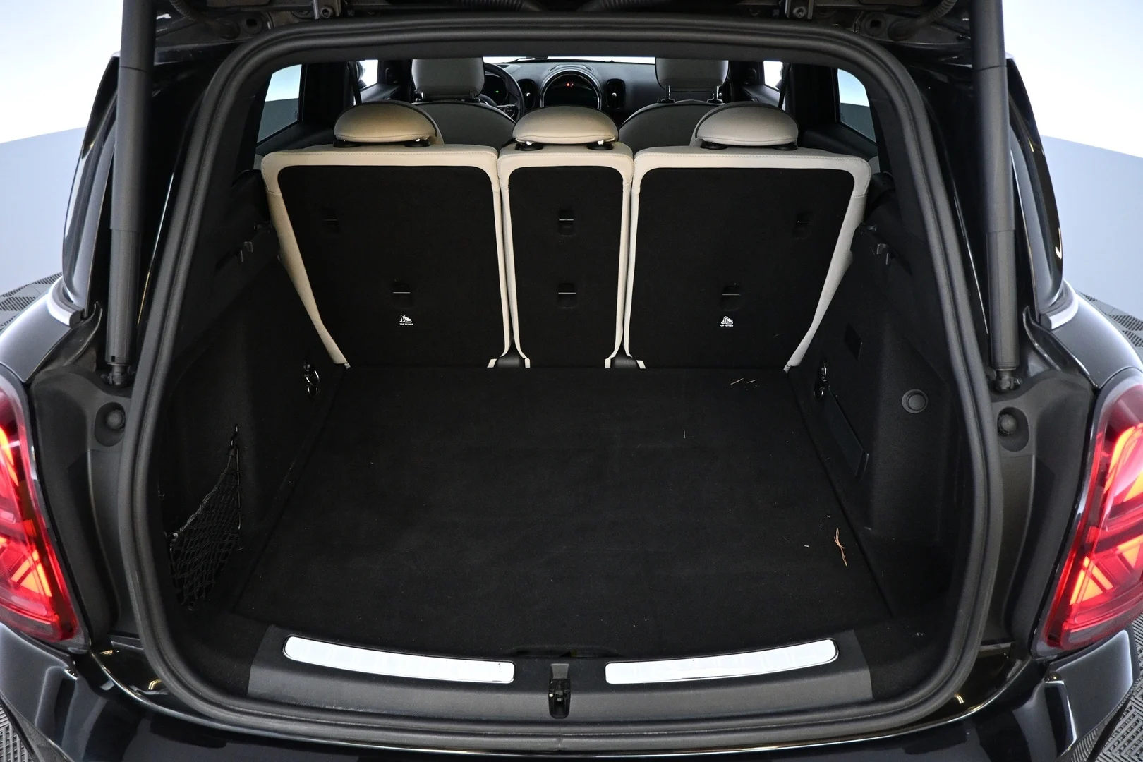 Car Image - 1FiEdqKWY70lTnM3KeRi84