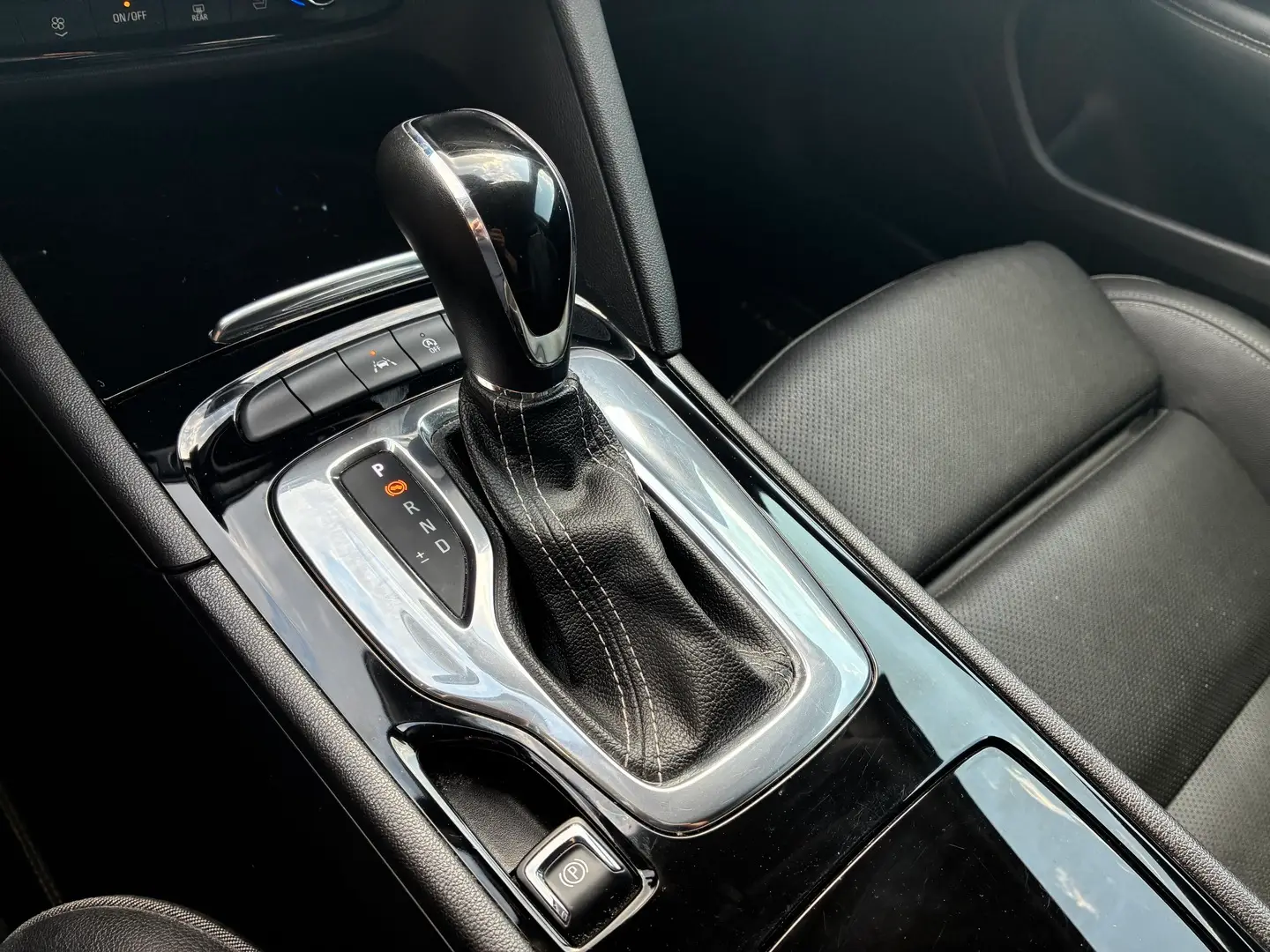 Car Image - 3DepBNweCPHEwtjdMabpxQ