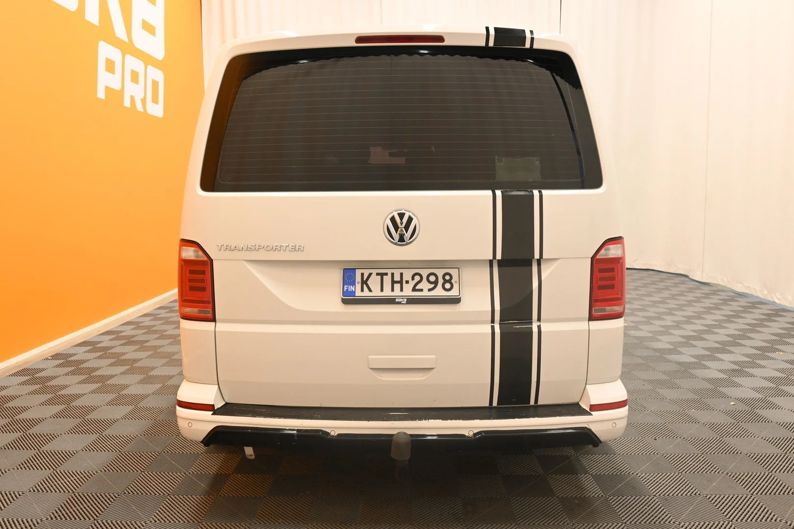 Car Image - 3A4bgaZucS8xOsNmjM6XXW