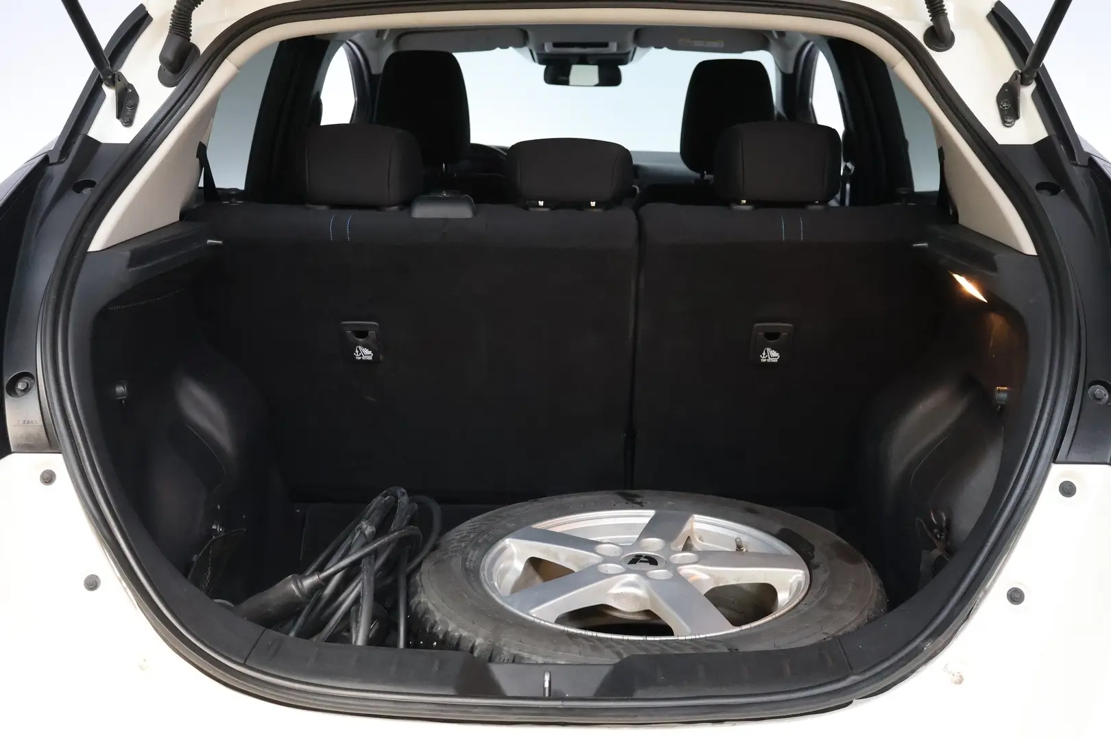 Car Image - 5wu9H1KhZ9OoUncHsXQlm