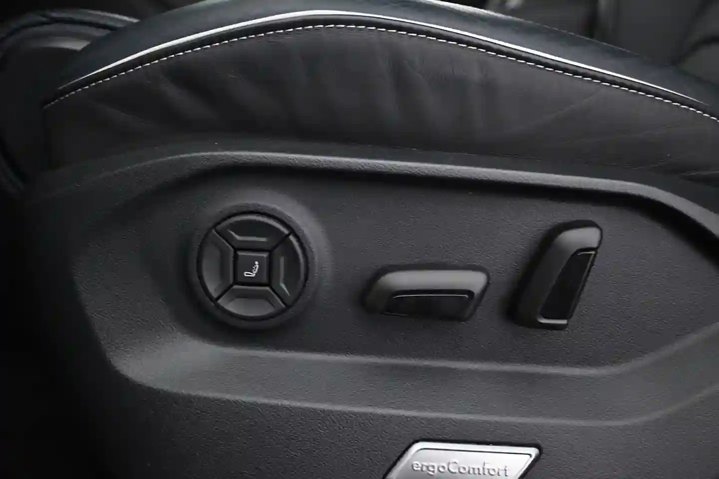 Car Image - VgwG6ftJMemCvlh02lpRV