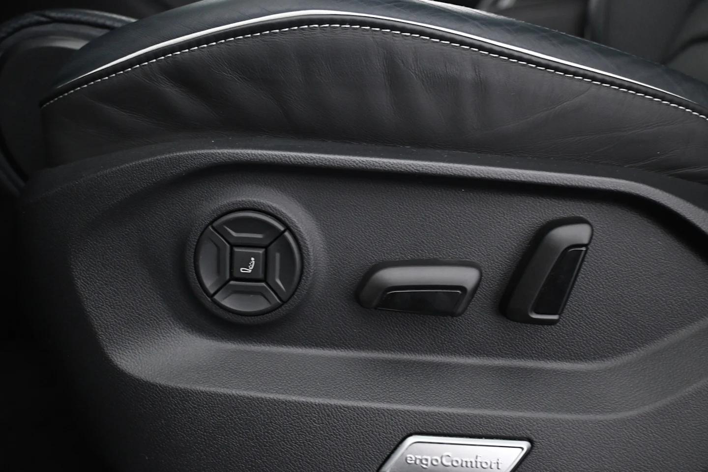 Car Image - VgwG6ftJMemCvlh02lpRV