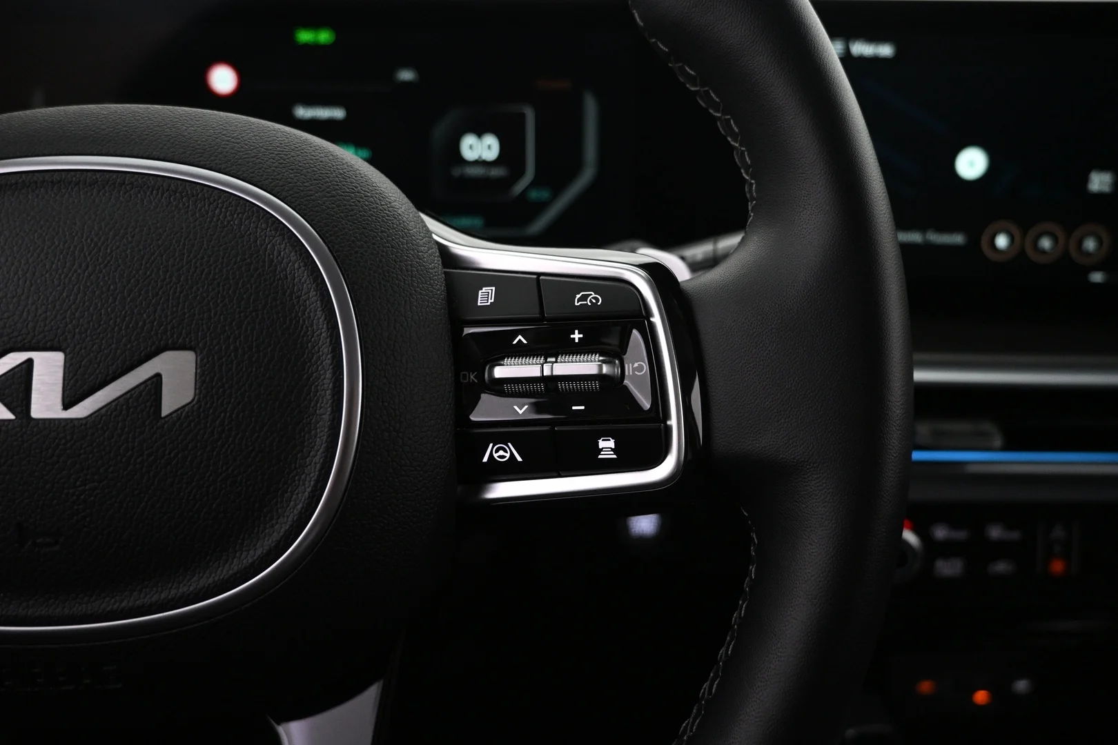 Car Image - 4Z916uJqHwGevyI16T8tfm
