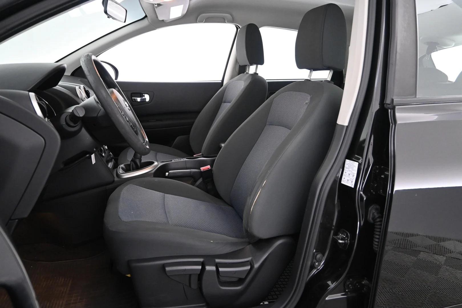 Car Image - 2w3ojNBYFvnUCZ57Q65LEN