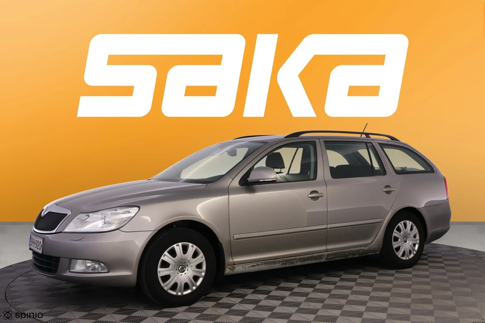 Car Image - 1lns25TQIJ5DBvGb5UOPlx